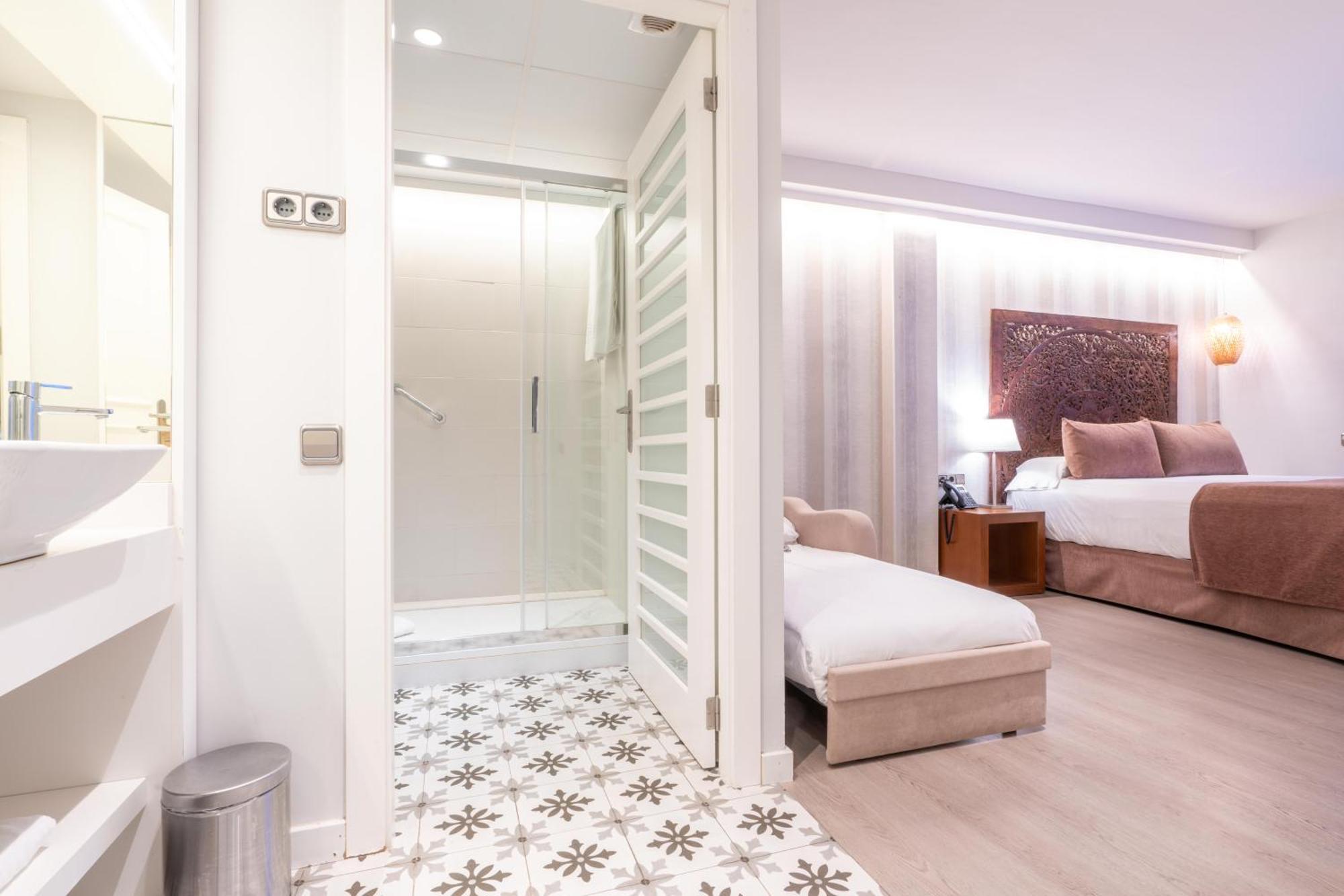 Serennia Fira Gran Via Exclusive Rooms L'Hospitalet de Llobregat Luaran gambar