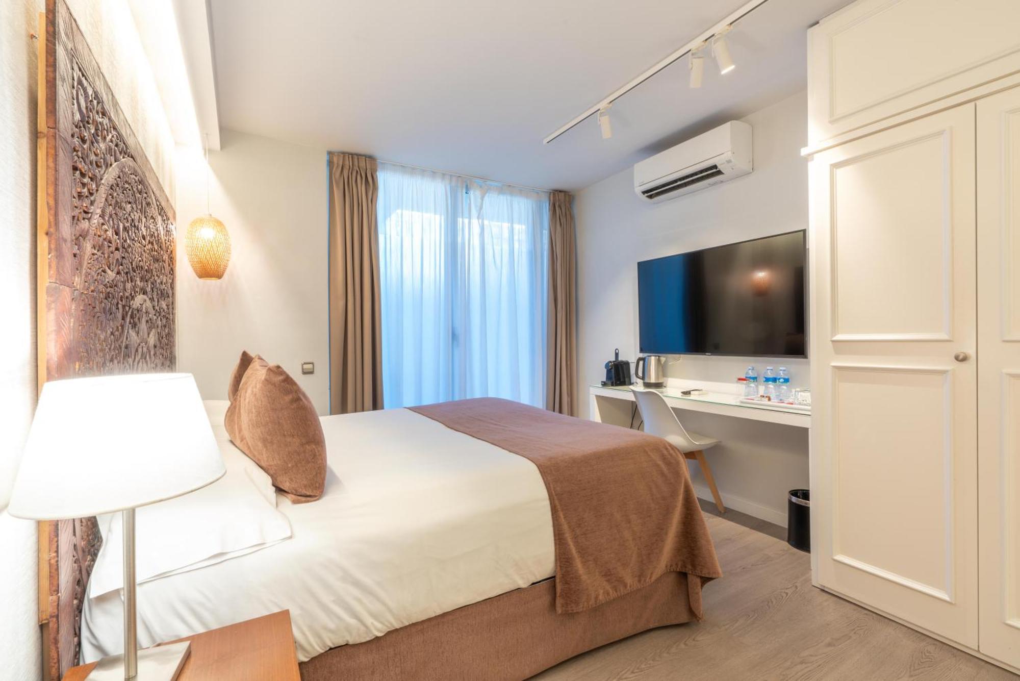 Serennia Fira Gran Via Exclusive Rooms L'Hospitalet de Llobregat Luaran gambar